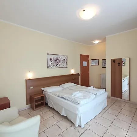 Bed and Breakfast Bb Orchidea 2*