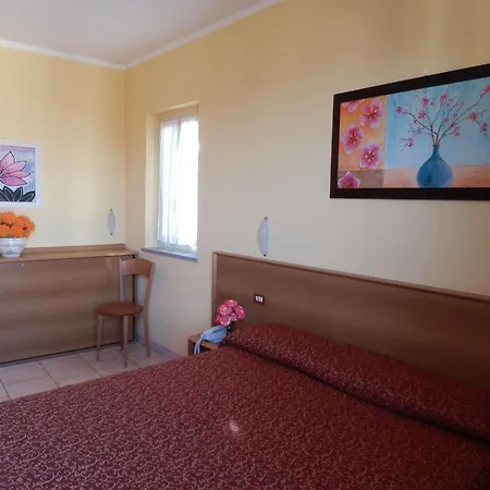 Bb Orchidea Bed and Breakfast Στρέσα