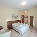 Oda ve Kahvaltı Bb Orchidea 2*